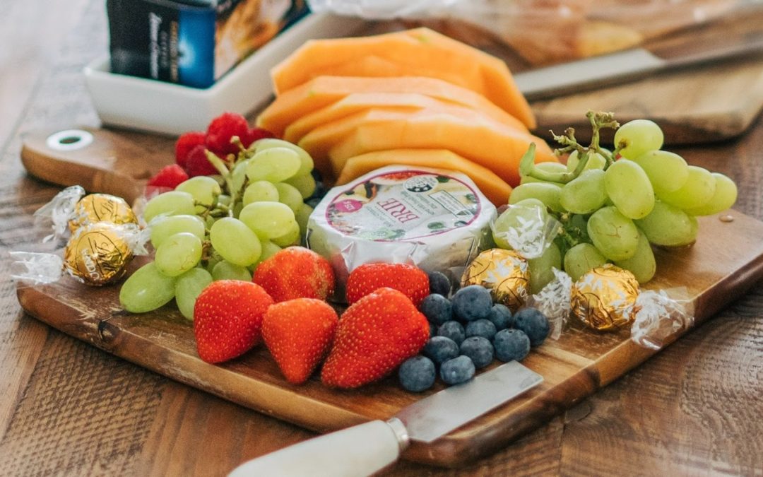 Can you bring snacks on a plane?